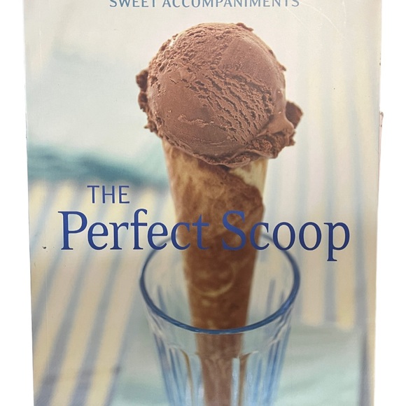 THE PERFECT SCOOP & MAKING ARTISAN GELATO - Picture 4 of 5